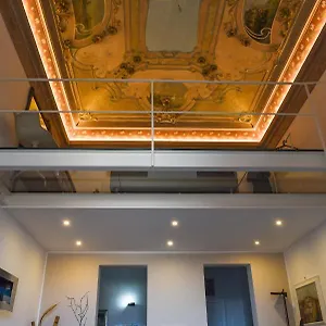 attico-ginas-apartment.taorminaitalyhotels.com/